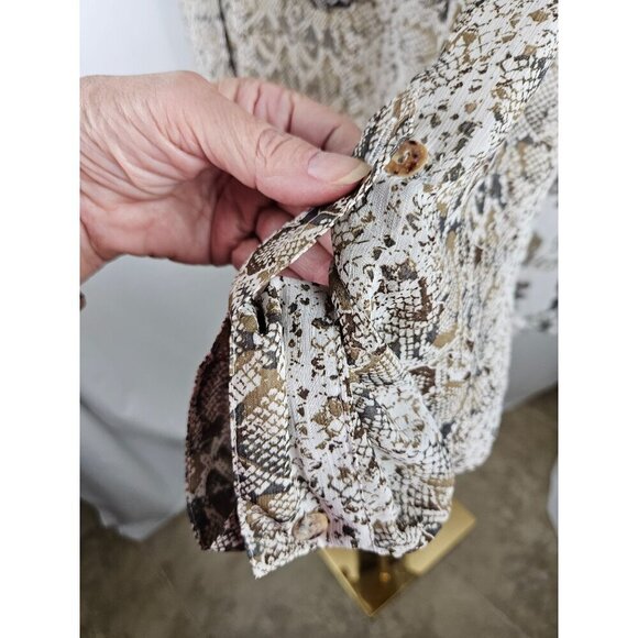 Figueroa & Flower Size XL Button Snakeskin Floral Tan Semi Sheer Blouse Western - Picture 5 of 8